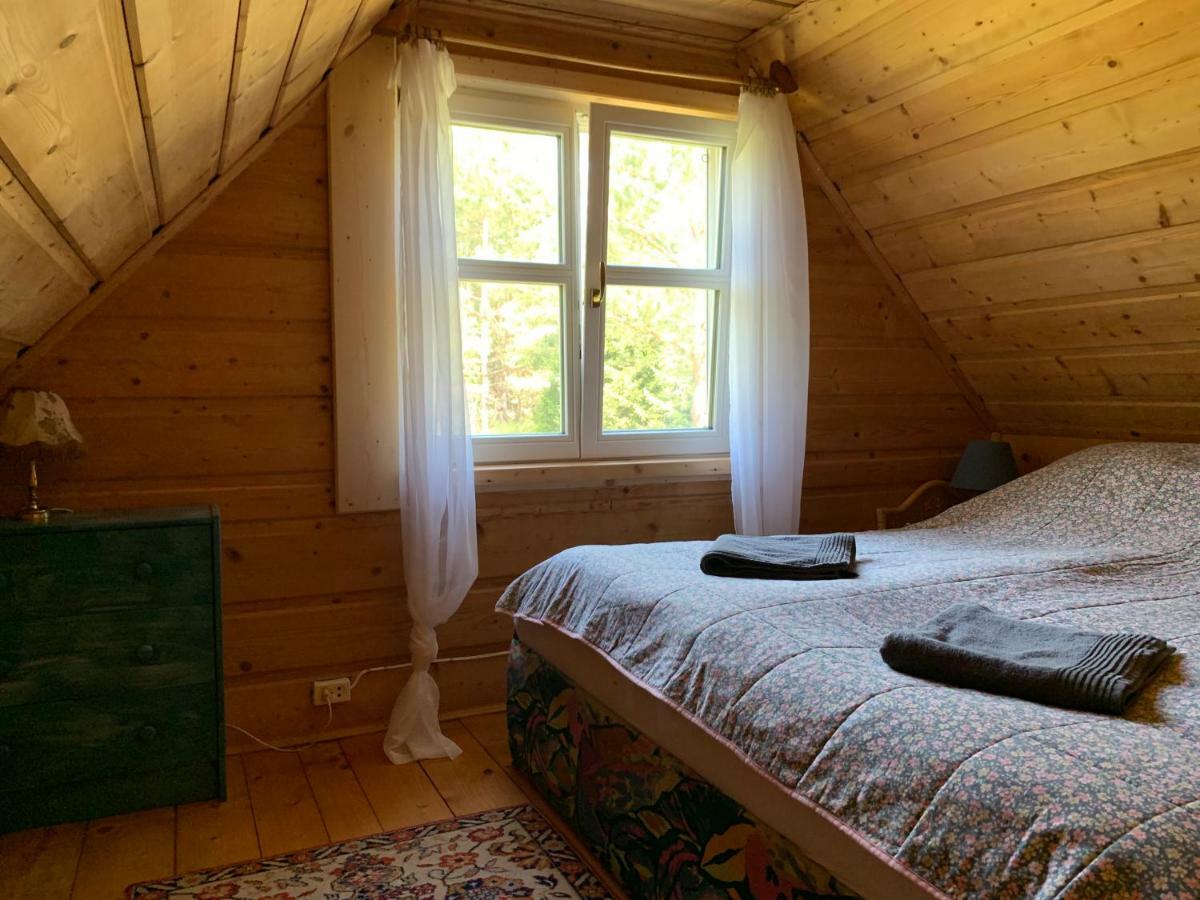Swiety Spokoj Laka I Woda Pozezdrze Экстерьер фото